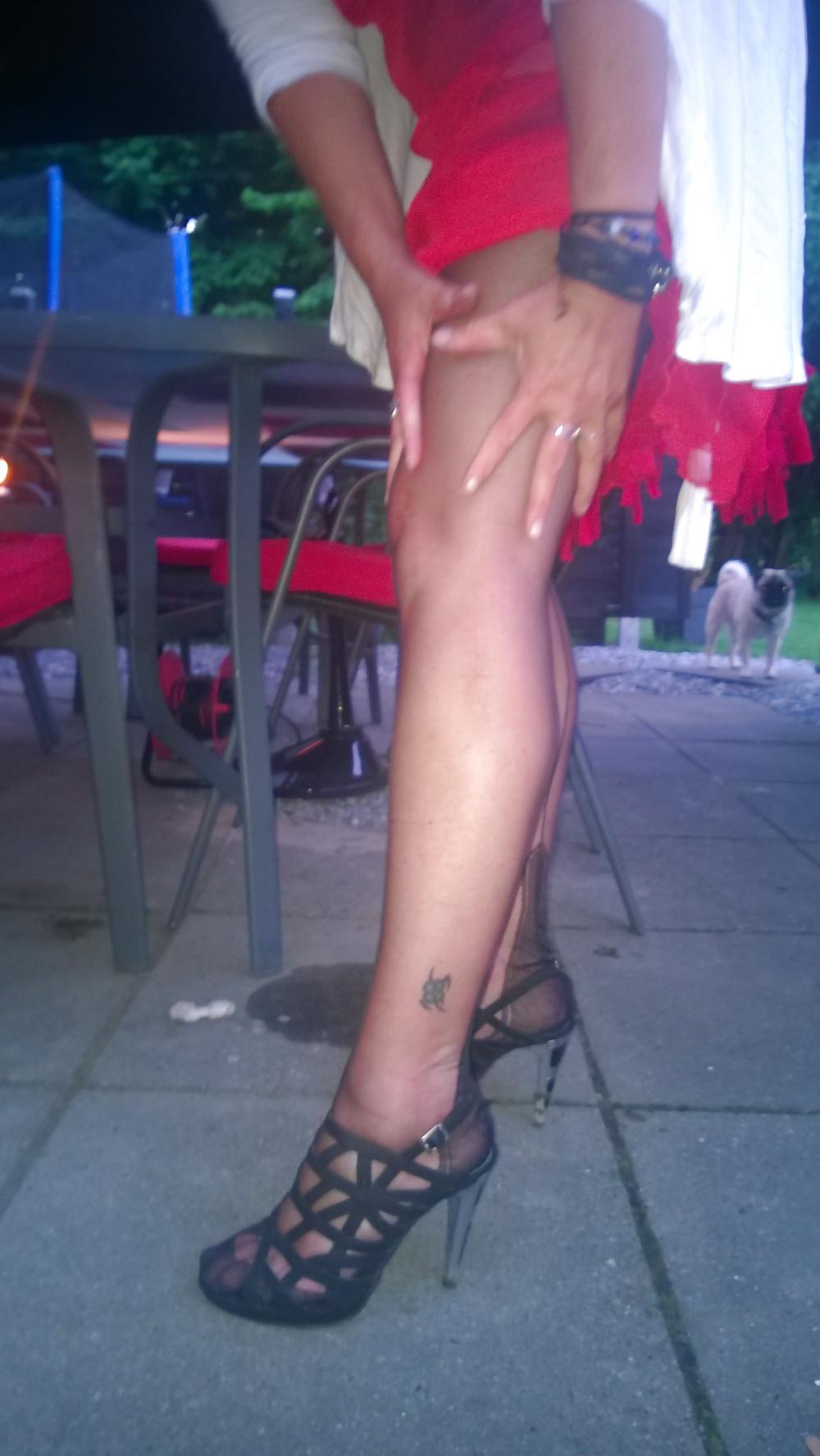25P FF stockings in garden