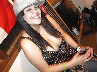 14P Huge tits non nude