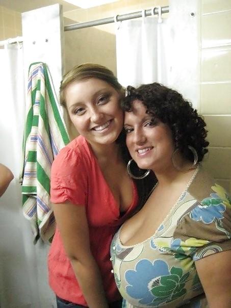 18P American Girl With Massive Breasts