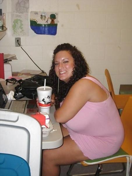 18P American Girl With Massive Breasts