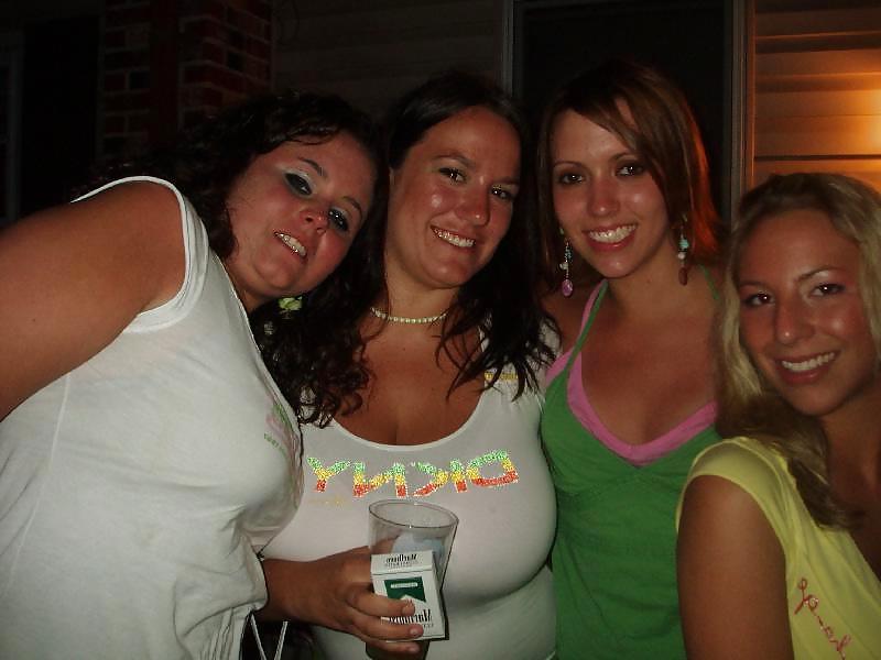 11P Amerikanische MILF mit riesigen Brüsten