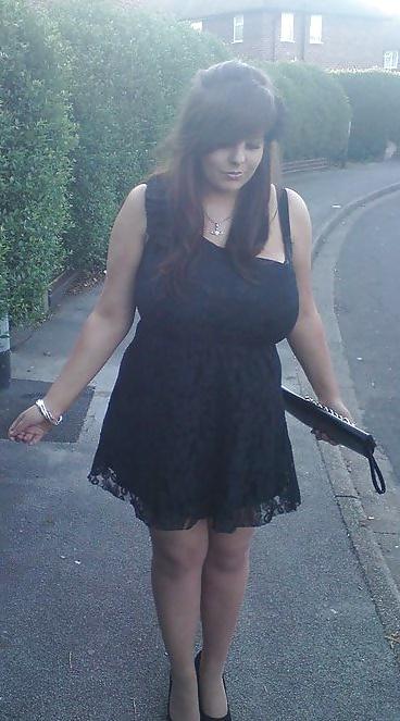 25P English Girl With Massive Boobs
