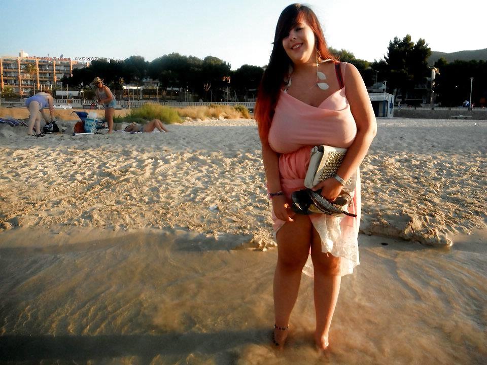 25P English Girl With Massive Boobs