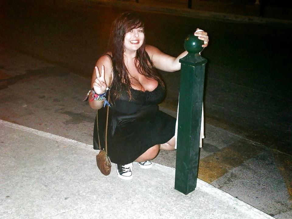 25P English Girl With Massive Boobs
