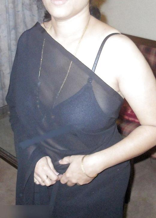 25P Indian aunty