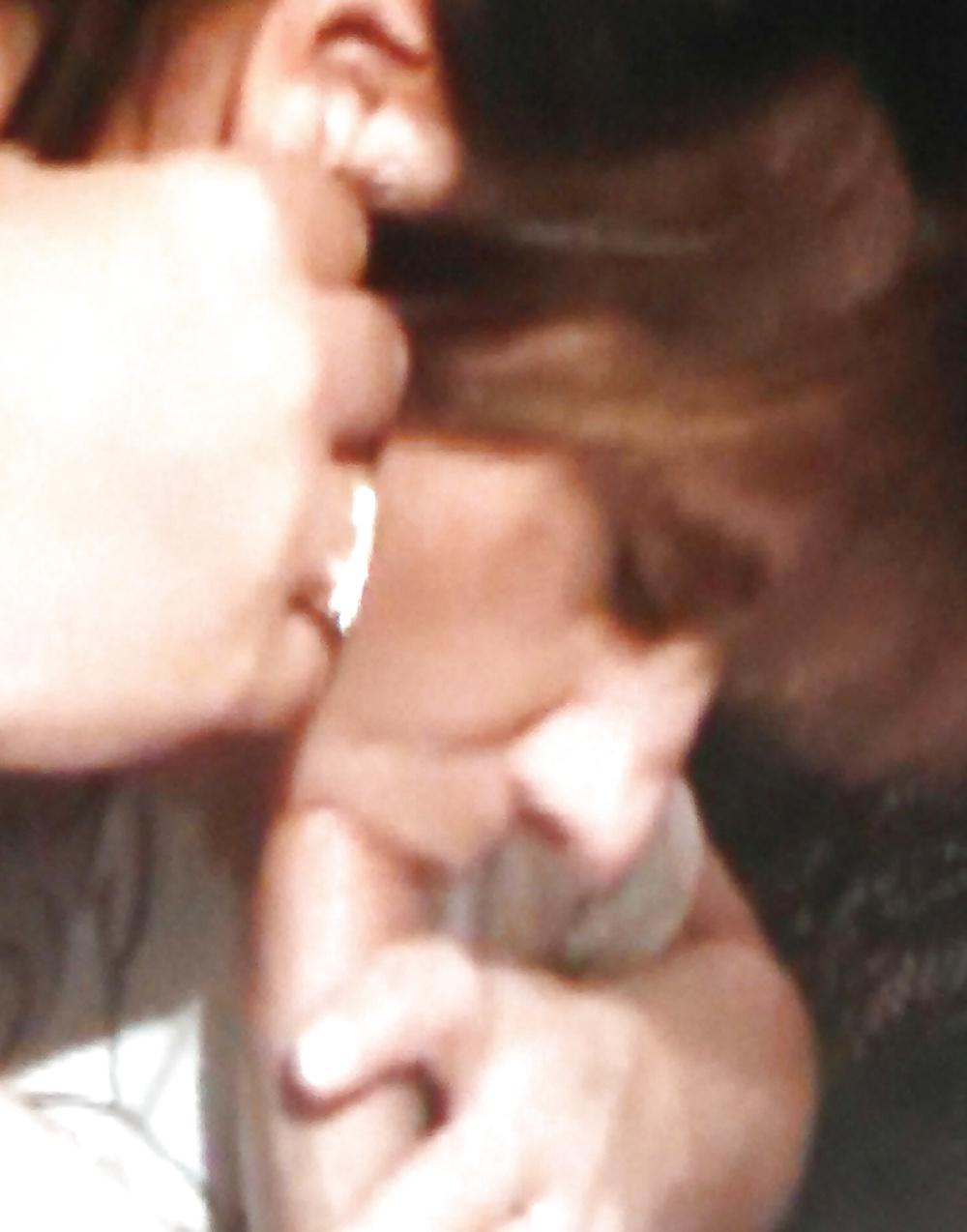 5P My wife amateur gives me a blowjob