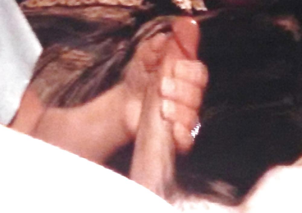 5P My wife amateur gives me a blowjob