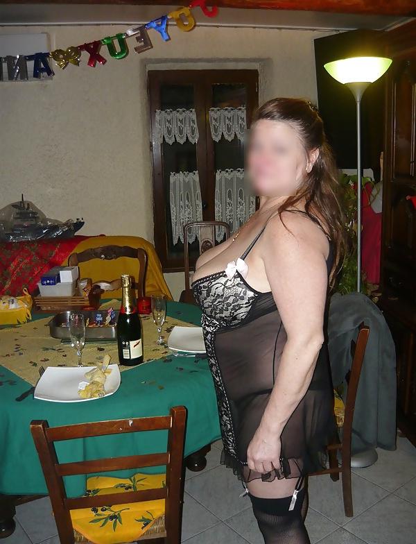 11P Posing sexy for my husband