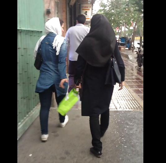 25P Street persian girls