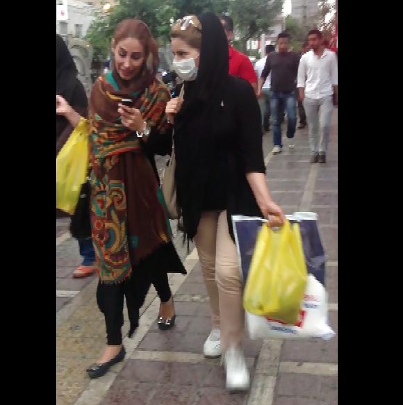 25P Street persian girls