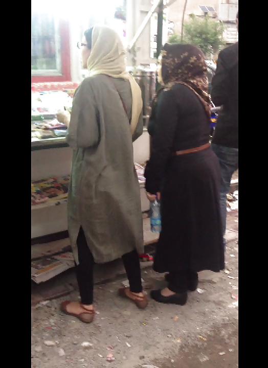 25P Street persian girls