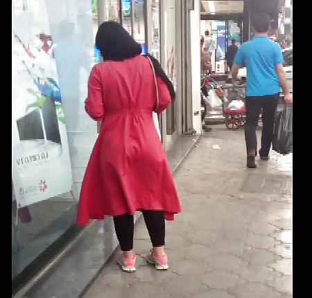 25P Street persian girls