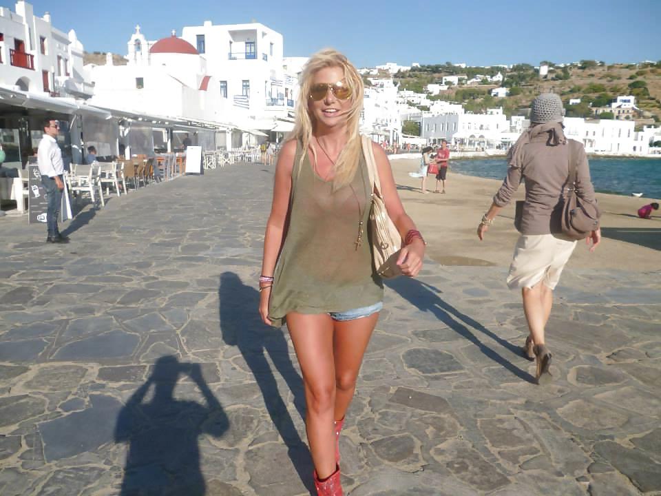 25P Chubby blonde with huge boobs