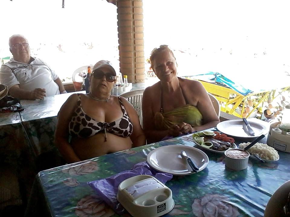 17P Big awesome granny tits