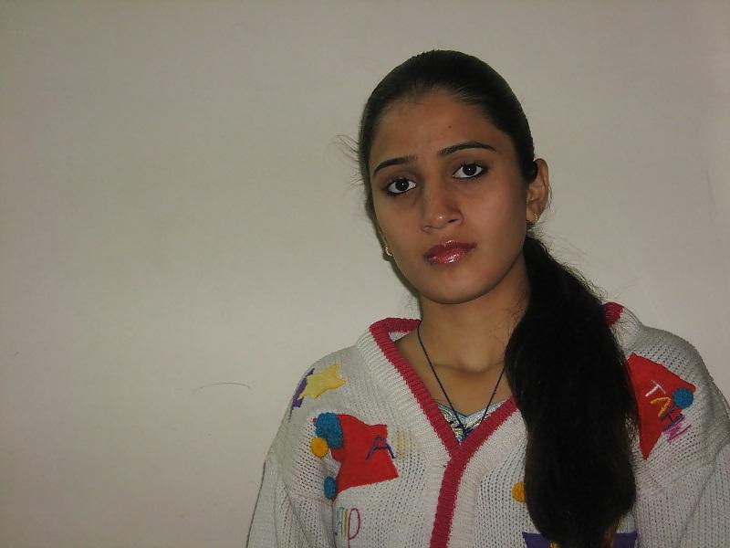 15P Beautiful Indian Girls 39-- By Sanjh