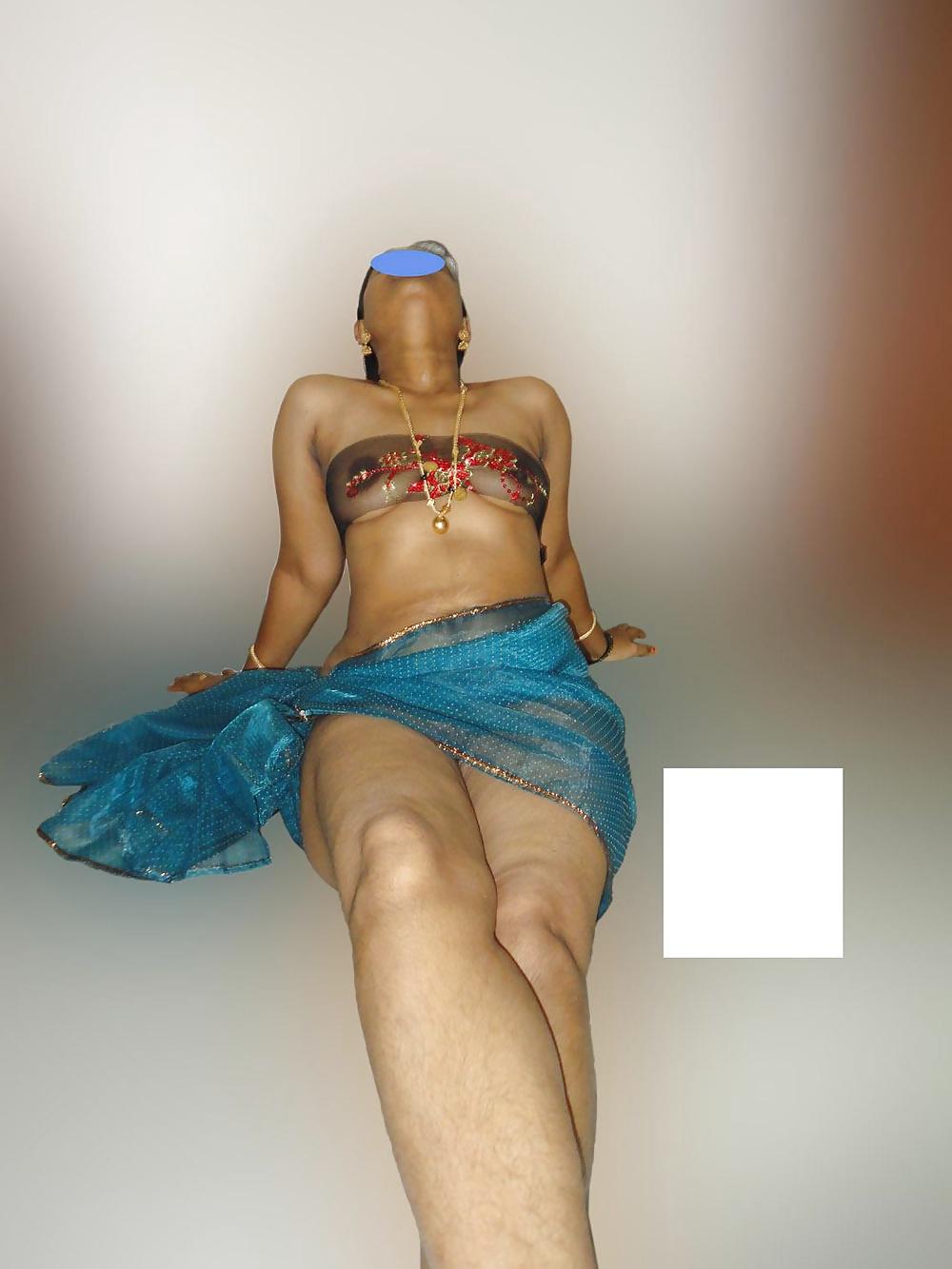 25P Indian Aunty Show 11