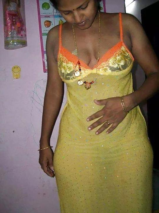 25P Hot indian unsatisfied women
