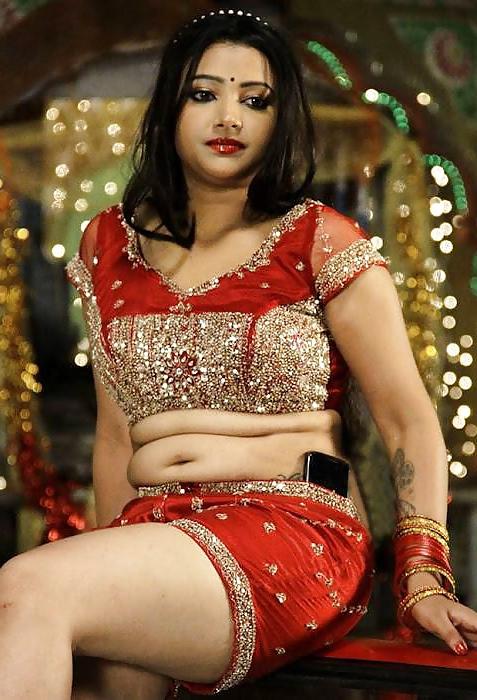 25P Hot indian unsatisfied women