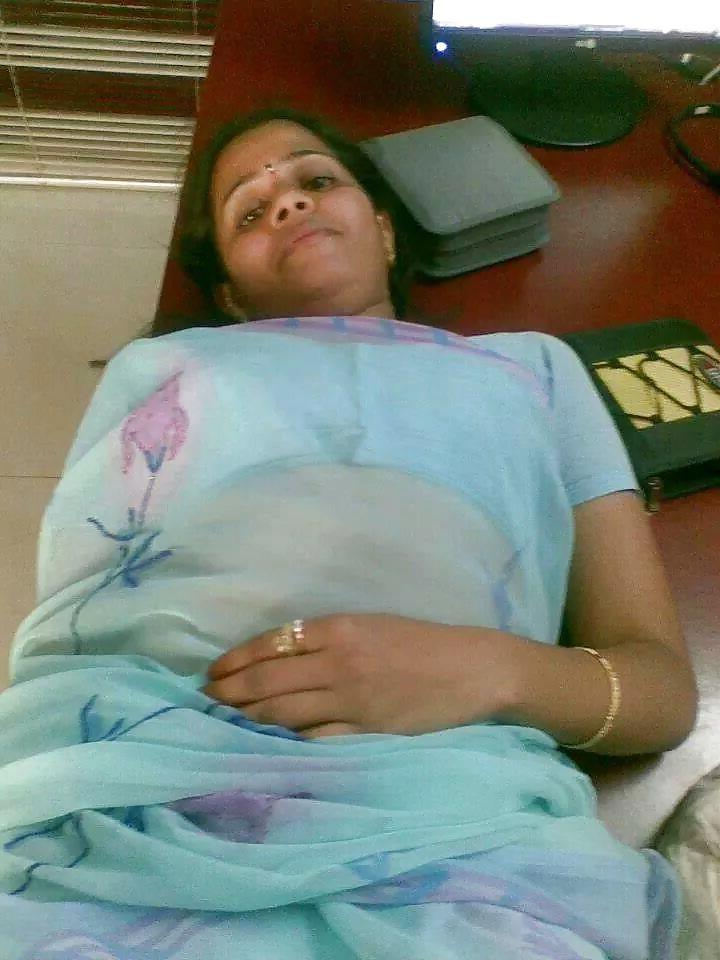 25P Hot indian unsatisfied women