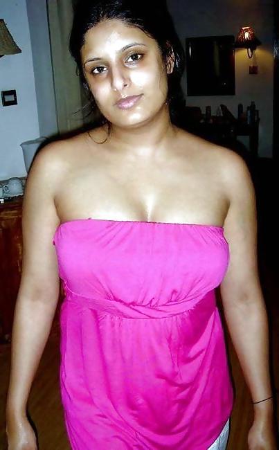 25P Hot indian unsatisfied women