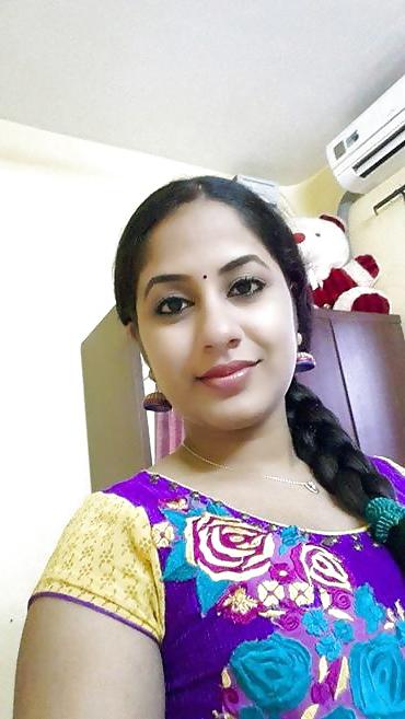 25P Hot indian unsatisfied women