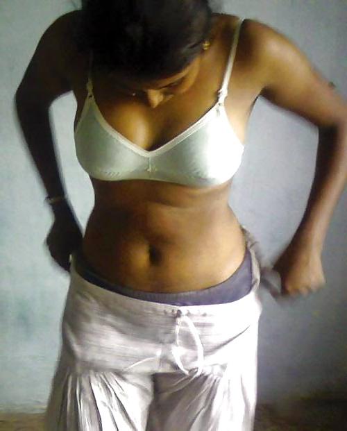 25P Hot indian unsatisfied women