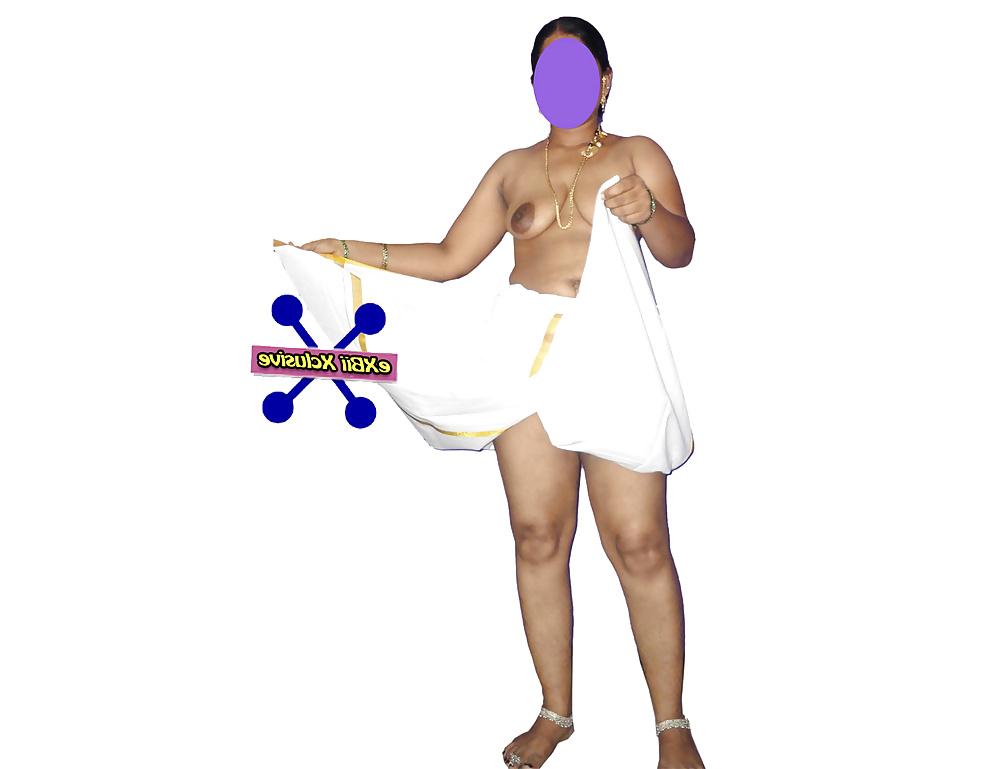 25P Indian Aunty Show 10
