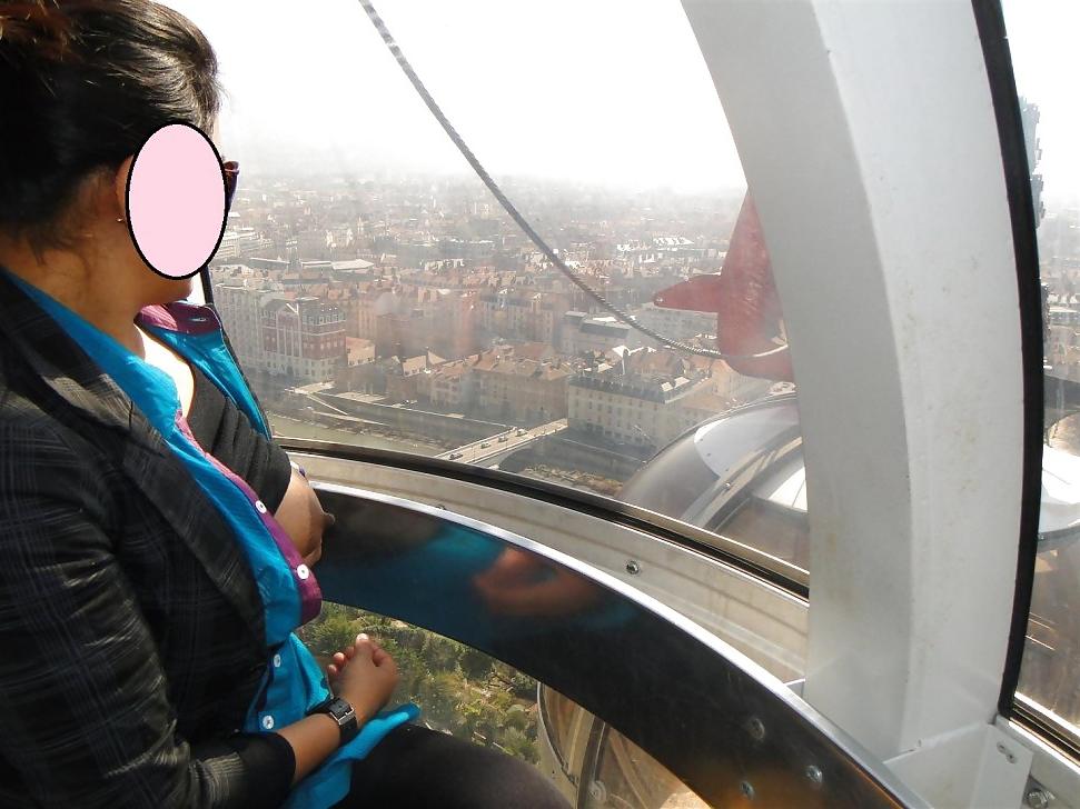 5P An indian wife flashing on london eye