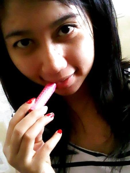 20P Angel lee please fuck me profile pics Surabaya Indonesian 