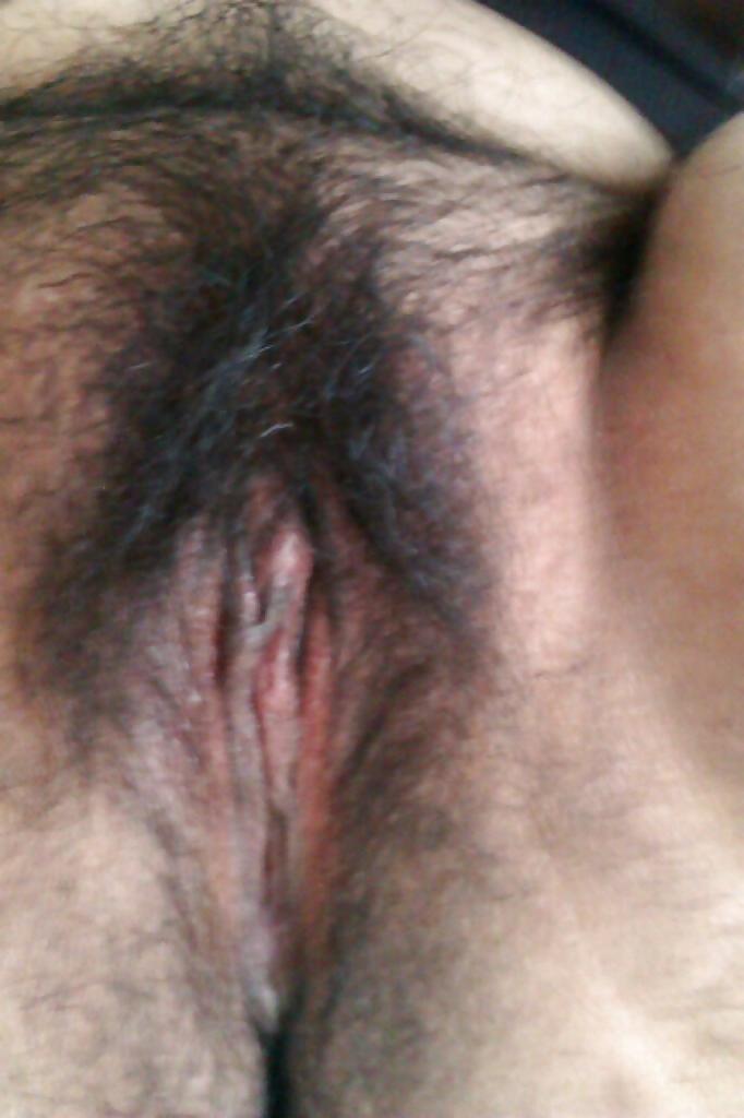 20P Indian teen pussy.. virgin