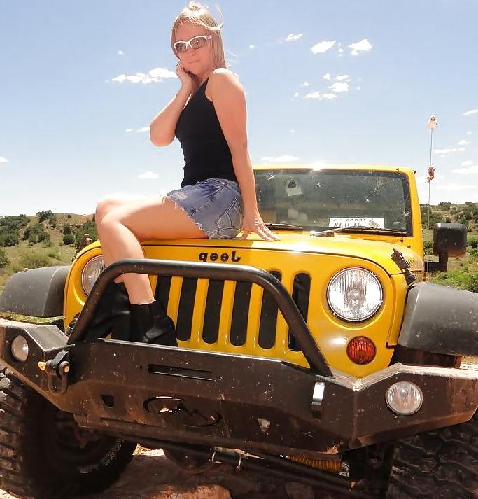 25P Amateur Jeep Babes - Mojitog