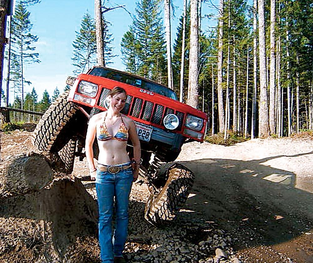 25P Amateur Jeep Babes - Mojitog