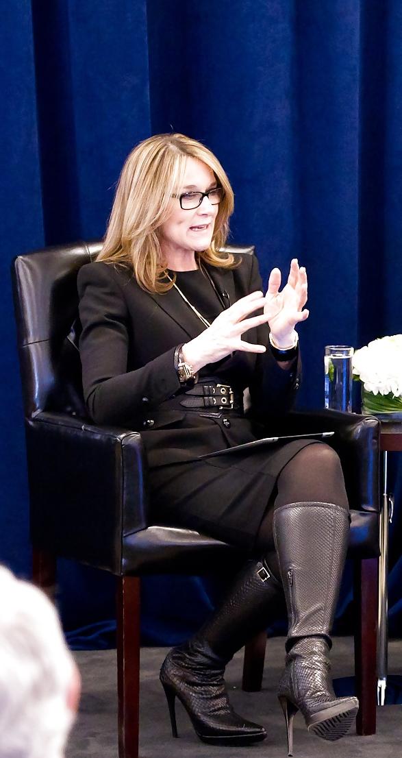 25P Would love to lick Angela Ahrendts' boots
