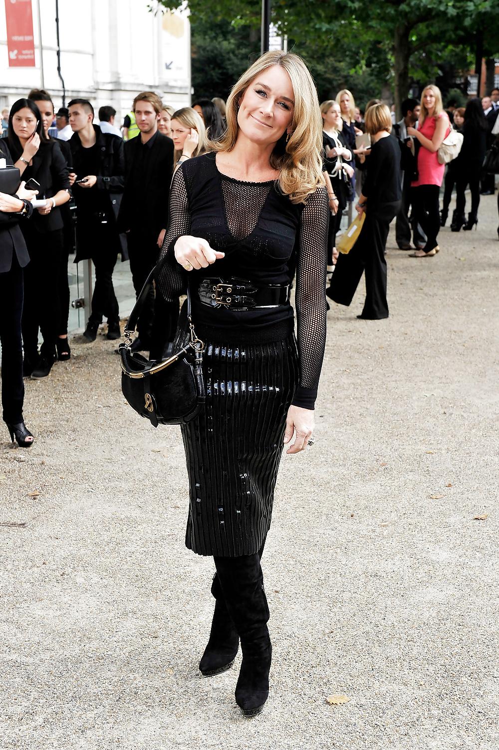 25P Would love to lick Angela Ahrendts' boots