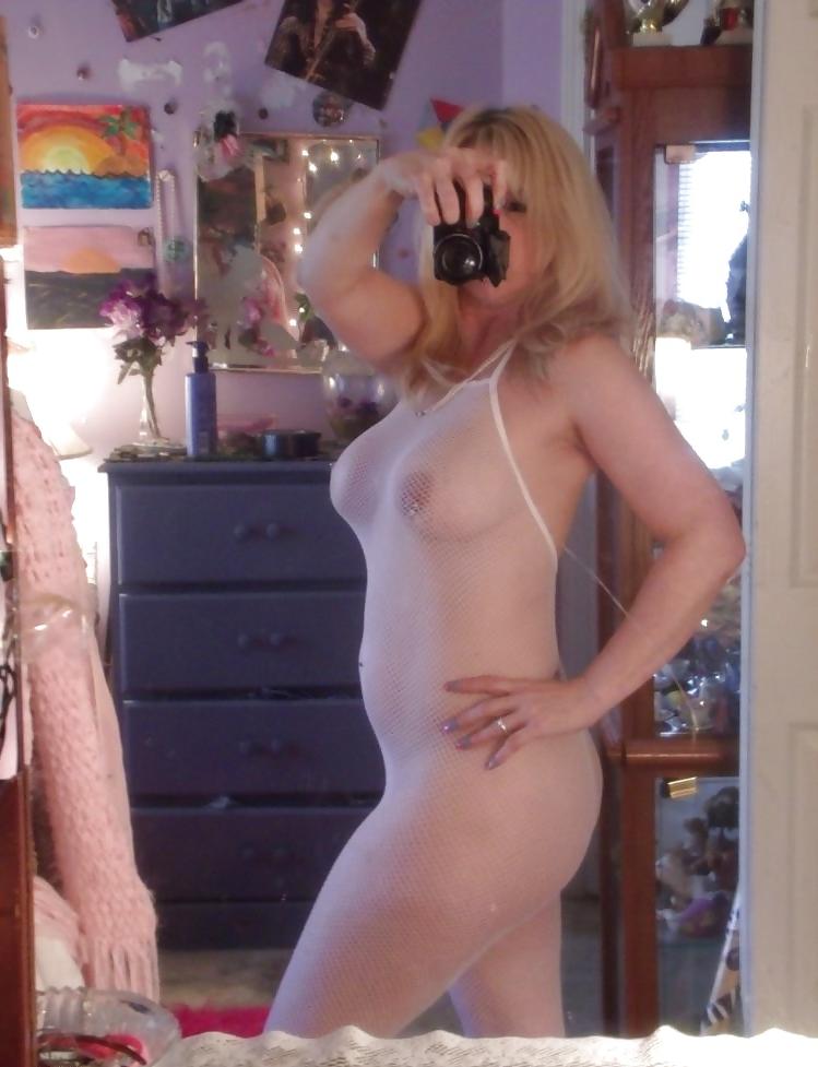 25P Pictures hot for husband