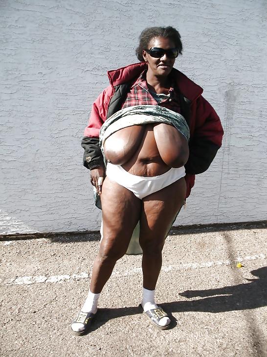 22P Tits 11 (ugly version)