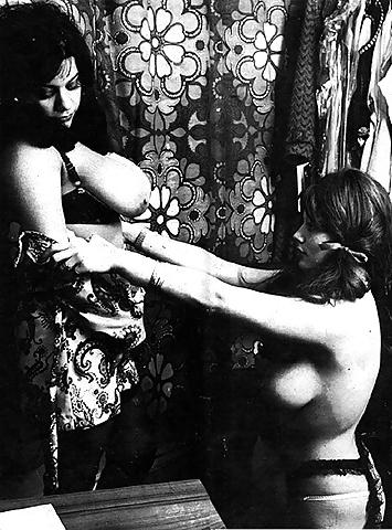 15P Vintage big tits - Clyda