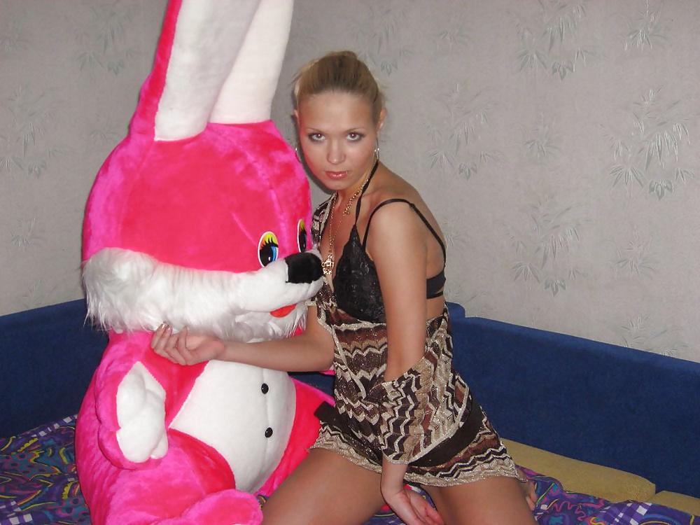 25P Small tits blonde