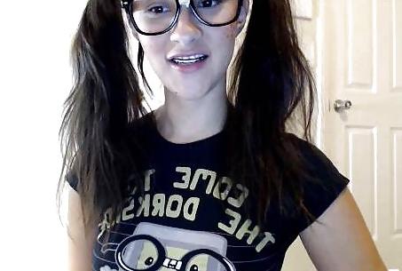 25P Perfect natural boobs teen