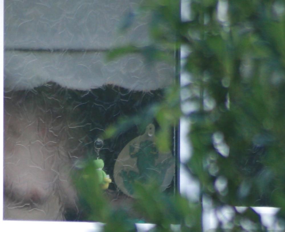 11P Neighbour Caught Showering