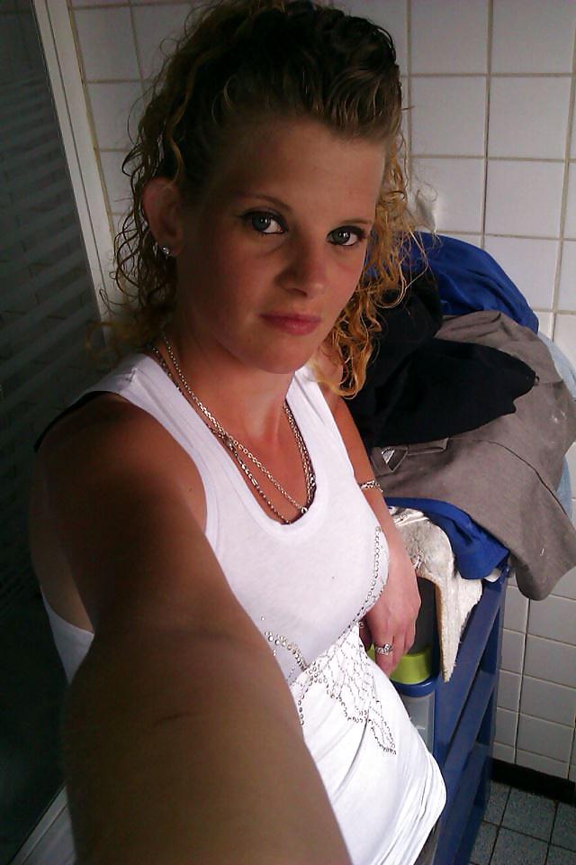 11P Big slut lesbian hole selfies want sex show boobs and pussy