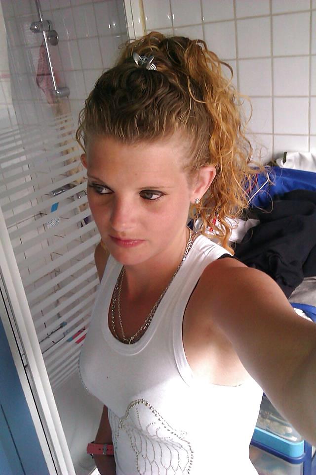 11P Big slut lesbian hole selfies want sex show boobs and pussy