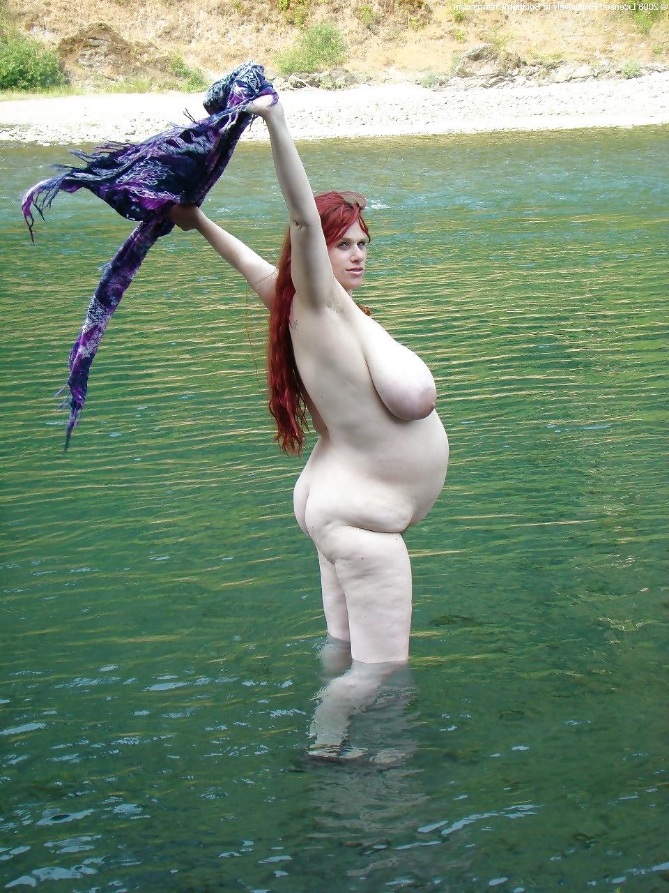 11P Preggo massive tits 2 