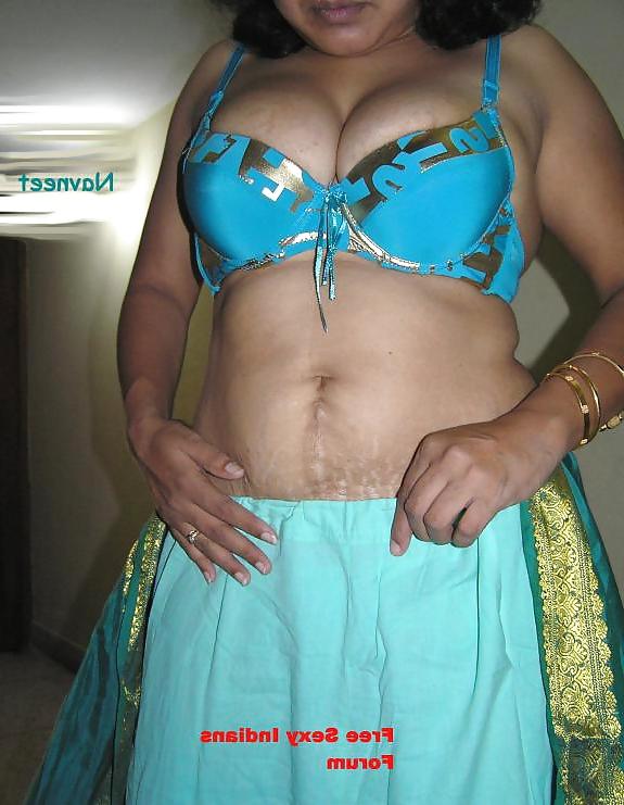 25P Indian aunty show 5