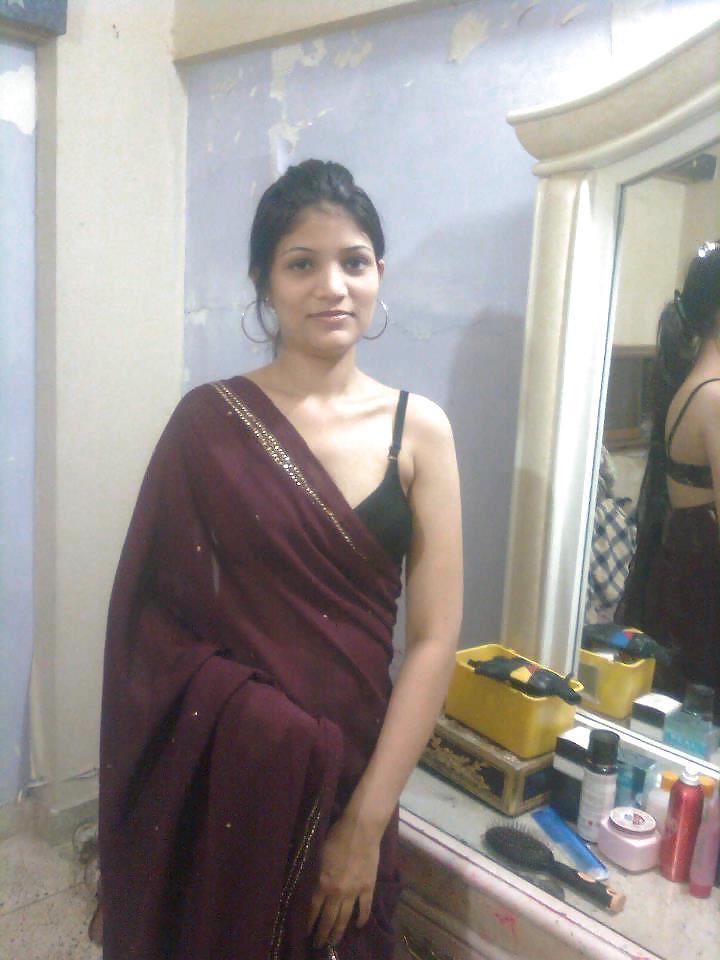 15P My Friend's Wife Samina