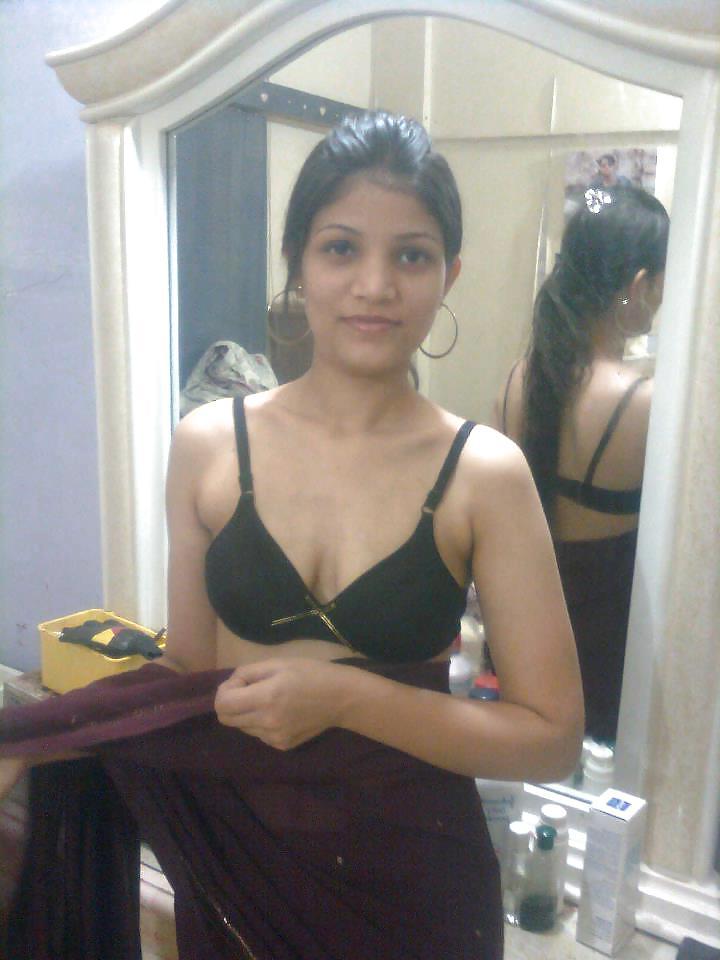15P My Friend's Wife Samina