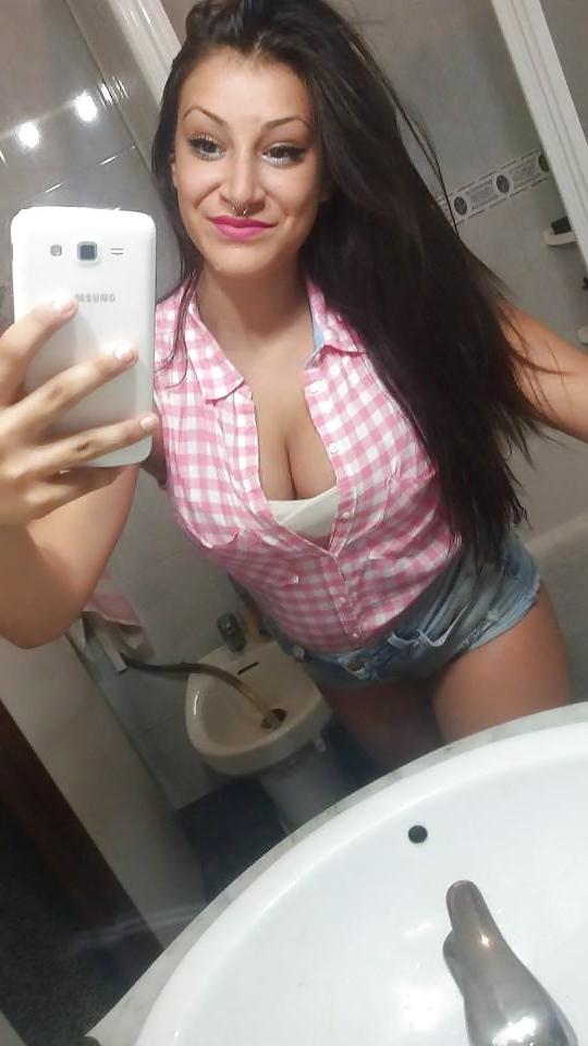 25P SANDRA CABRERA, SPANISH FACEBOOK SLUTTEST TEEN