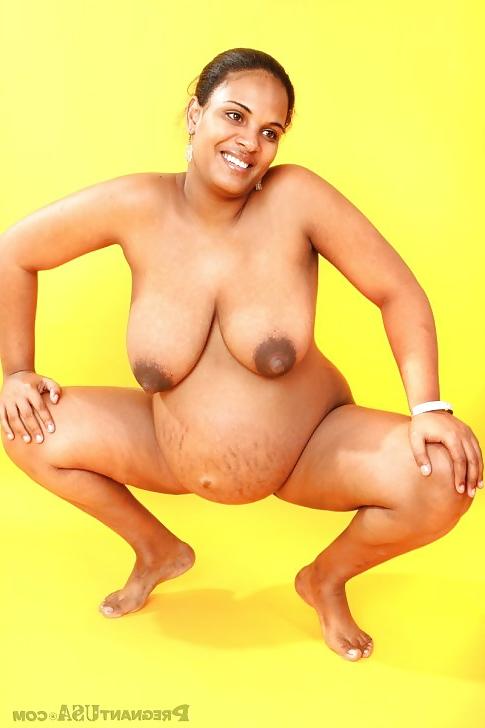 18P Tits 9 (pregnant)