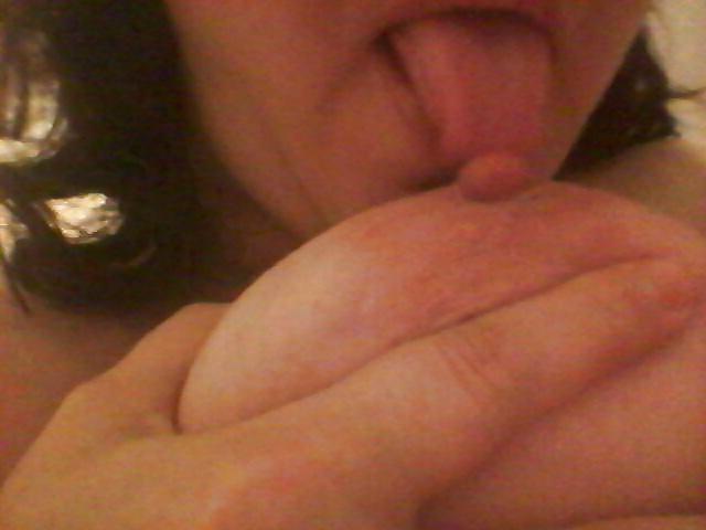 4P More bbw M I L off her phone