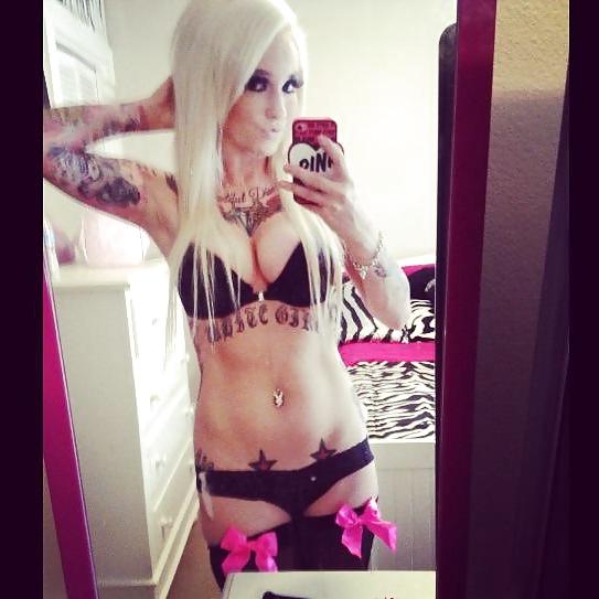 14P Hot american lesbian slut